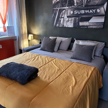 Апартаменты Bon Bon Del Centro No Ztl A Due Passi Da Piazza Alfieri Асти Экстерьер фото